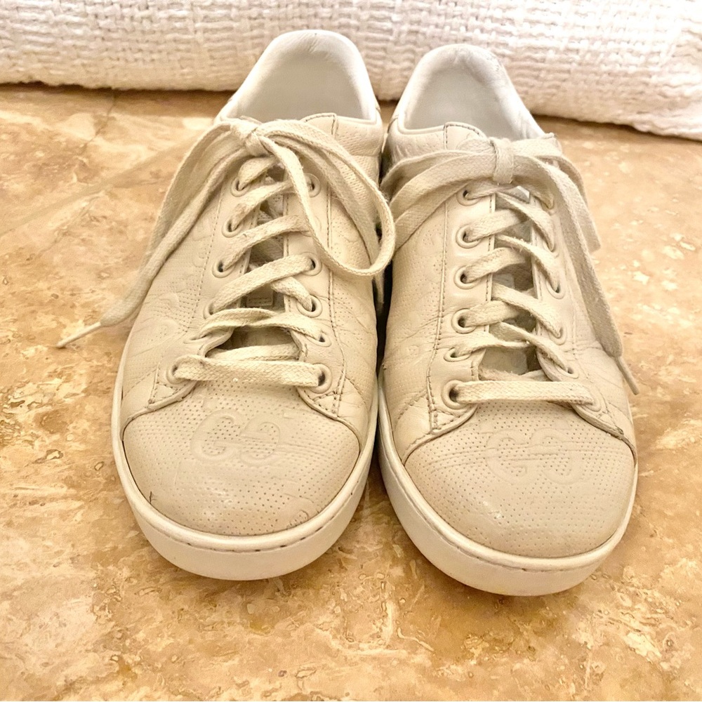 Women's GG embossed Ace sneaker